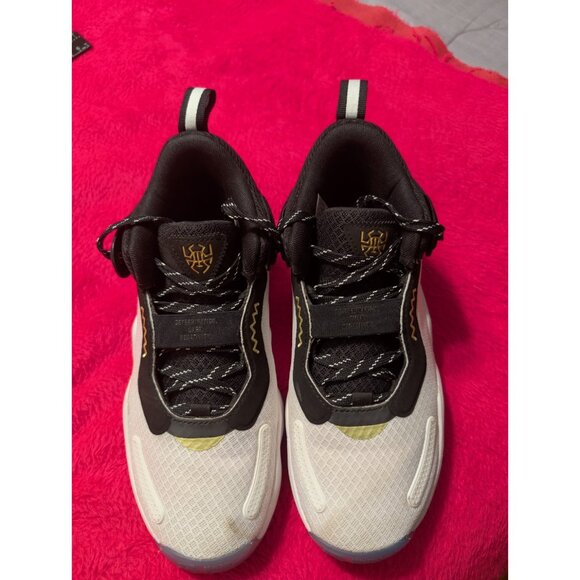 Adidas D.O.N. Issue #3 Gold Metal Basketball Shoes White Black Men’s 7.5 H67724 main image 7